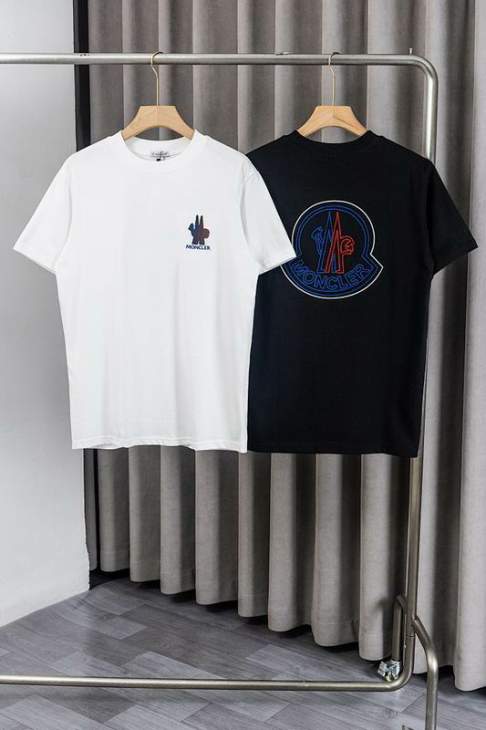 Picture of Moncler T Shirts Short _SKUMonclerM-2XLjhtxY0525867
